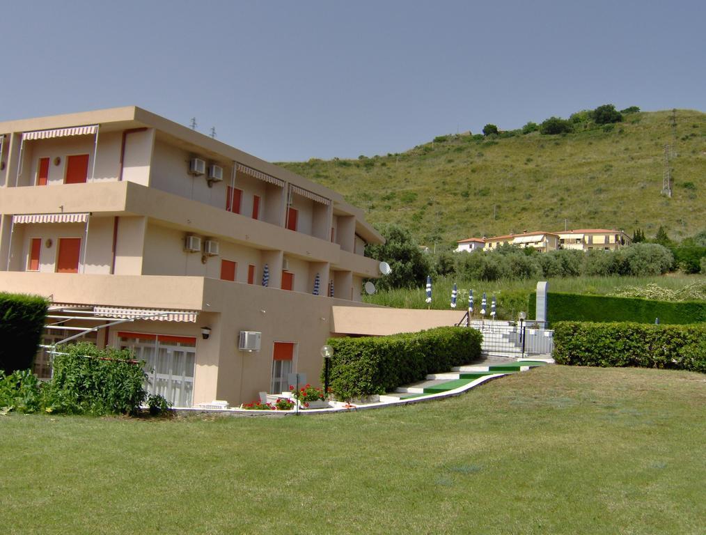 Hotel Svizzero Sangineto Exterior foto